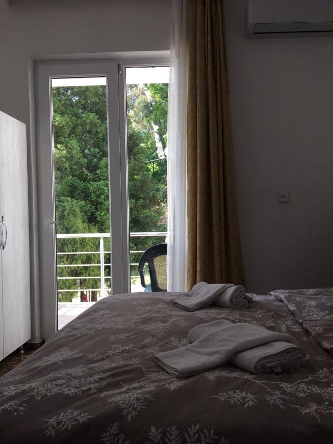 Rezo'S House Hotel Kvariati Kültér fotó