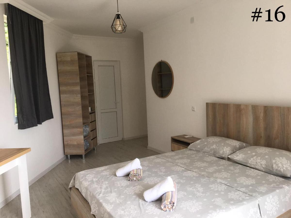 Rezo'S House Hotel Kvariati Kültér fotó