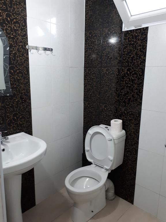 Rezo'S House Hotel Kvariati Kültér fotó